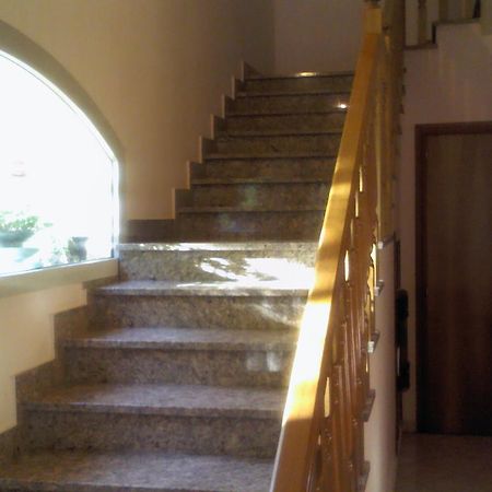 Albergo Magrini Della Genga ジェンガ エクステリア 写真