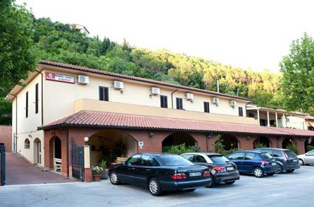 Albergo Magrini Della Genga ジェンガ エクステリア 写真